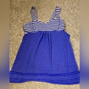 Lululemon women's tank... size 4